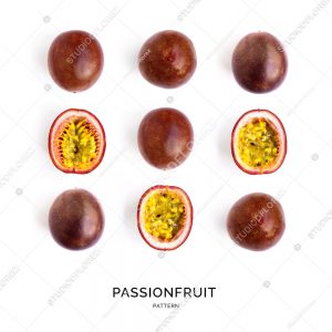 Seamless pattern with passionfruit. Tropical abstract background. Maracuya on the white background.